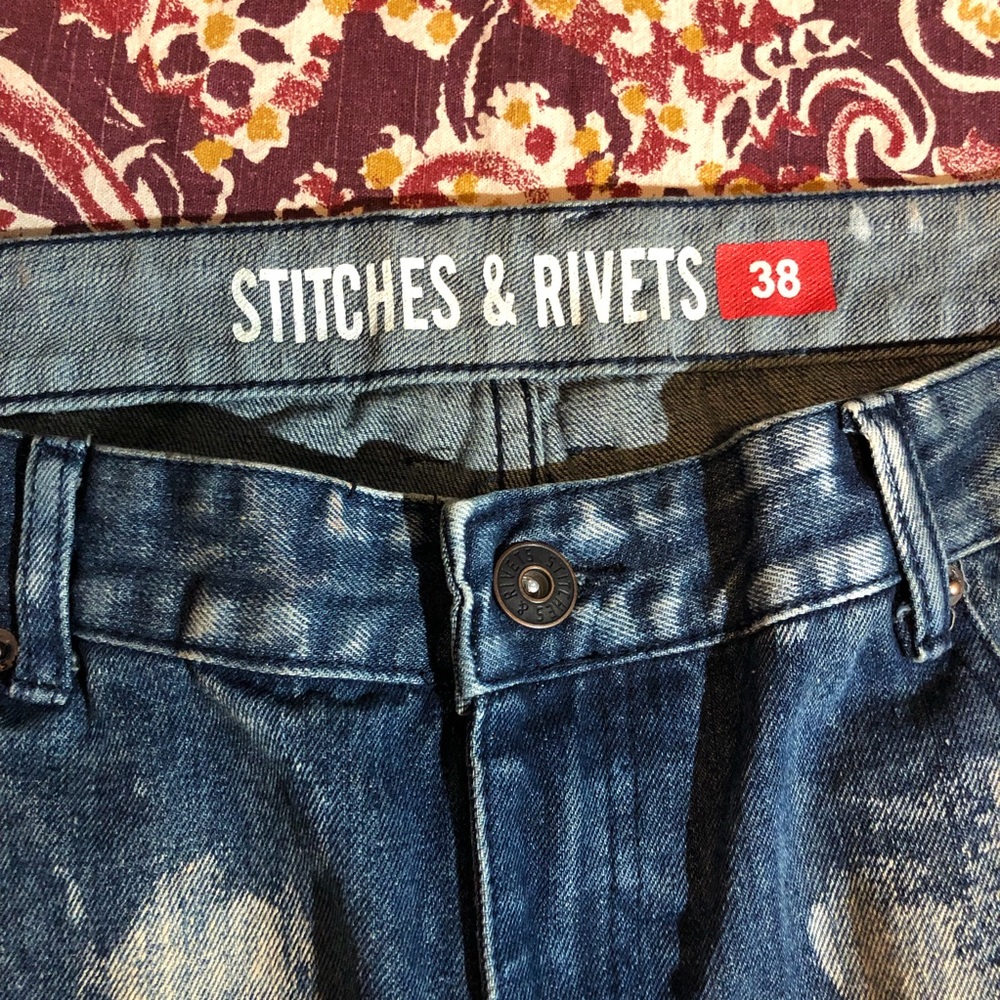 Stitches & Rivets Acid Washed Jeans - Picture 6 of 6